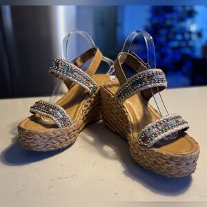 YNOT-Huzzah Woven Wedge Beaded 3” Wedge Sandals Size 10M